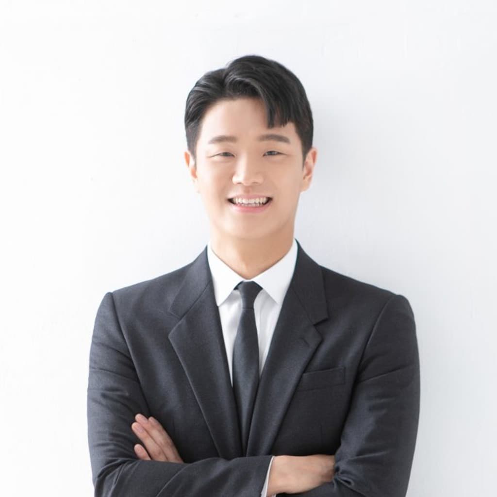 박진우